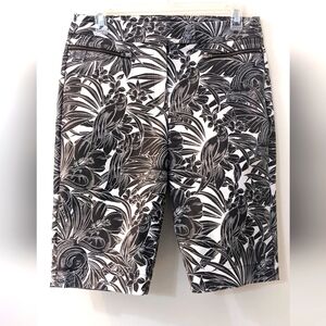 White House Black Market Bermuda short